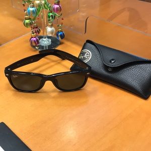 Ray Ban New Wayfarer 901L